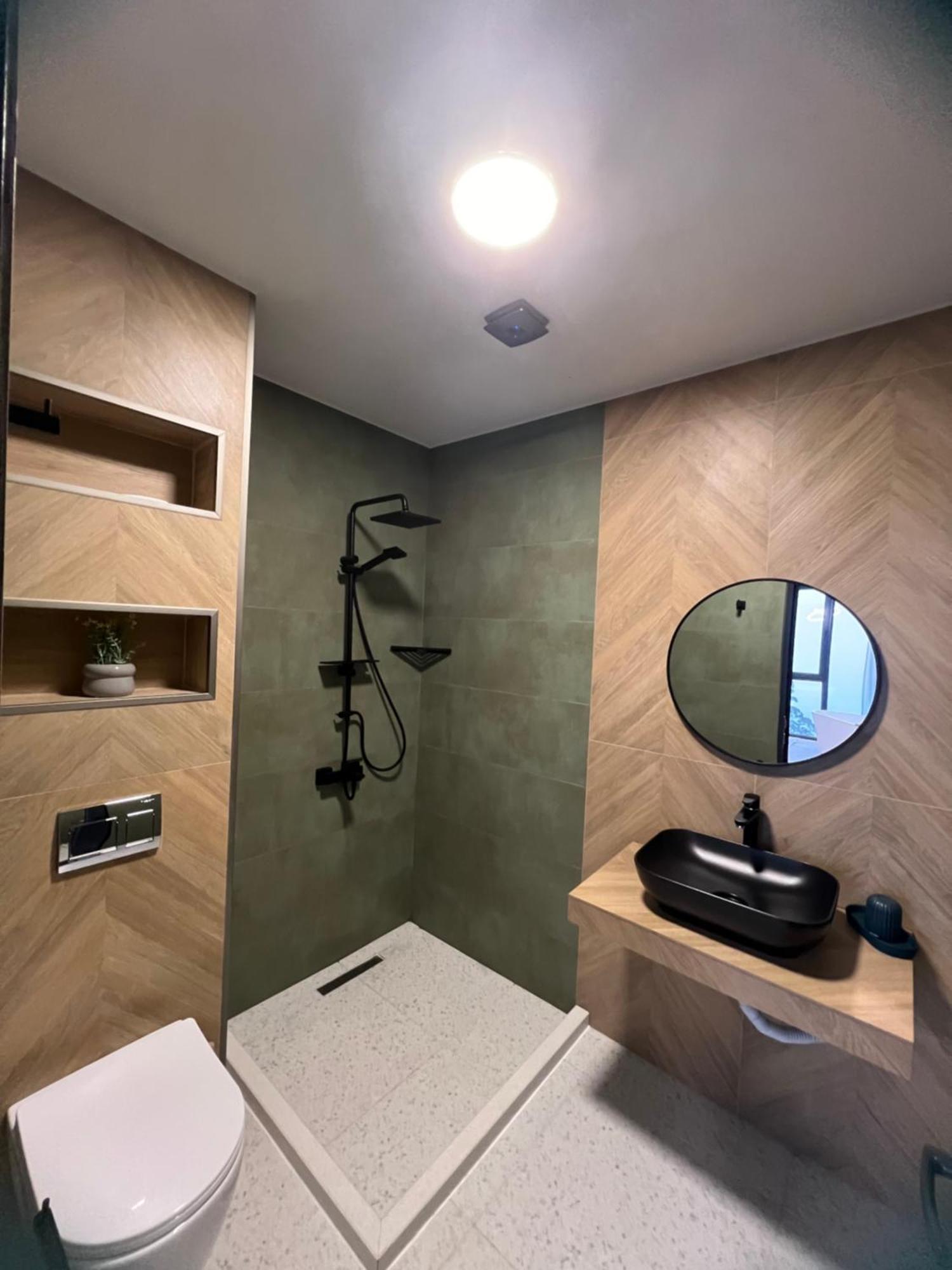 Modern With Panoramic Sea View * كفارياتي